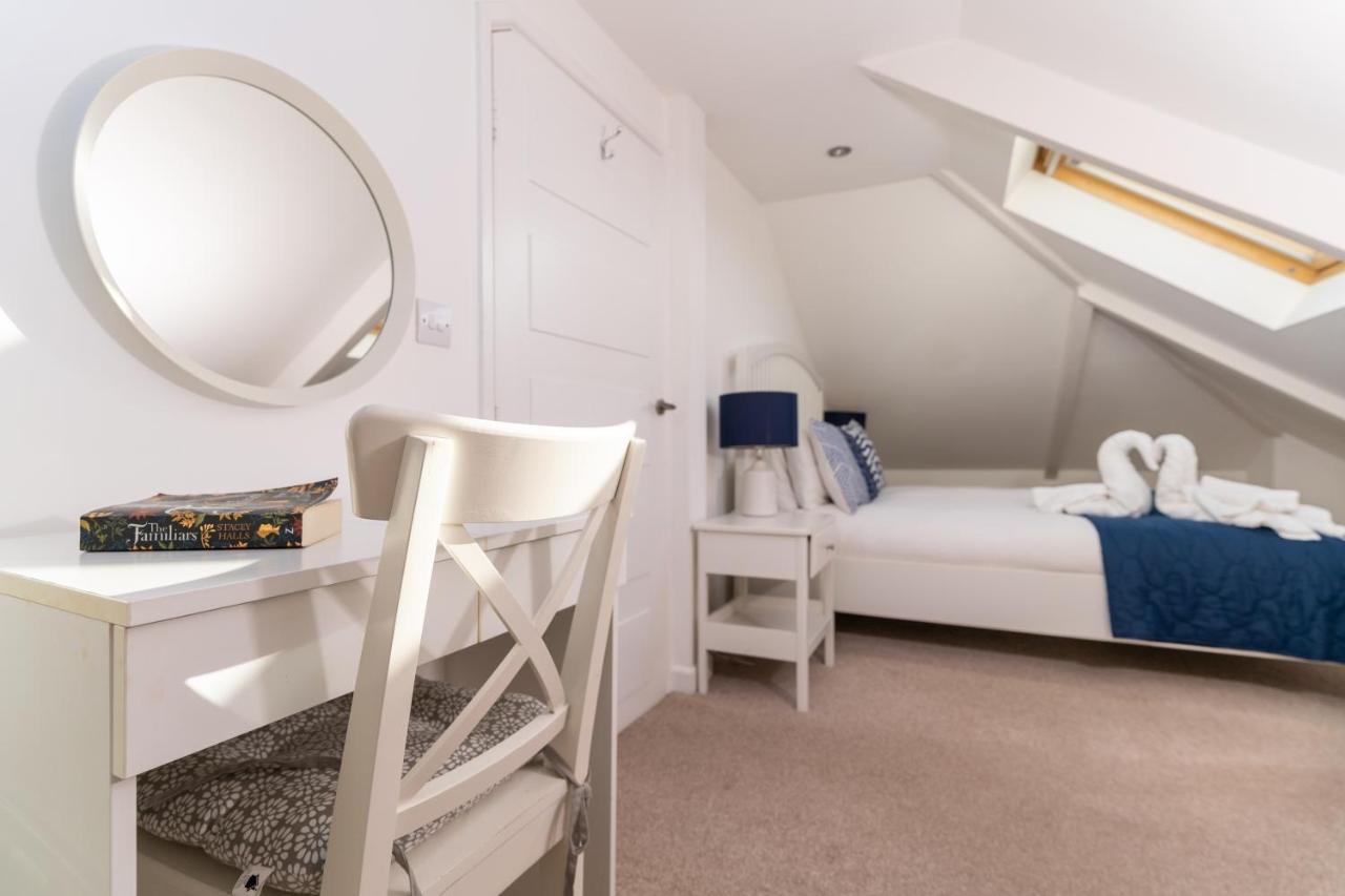 Stunning Views Over Mounts Bay With Balcony Penzance Eksteriør billede