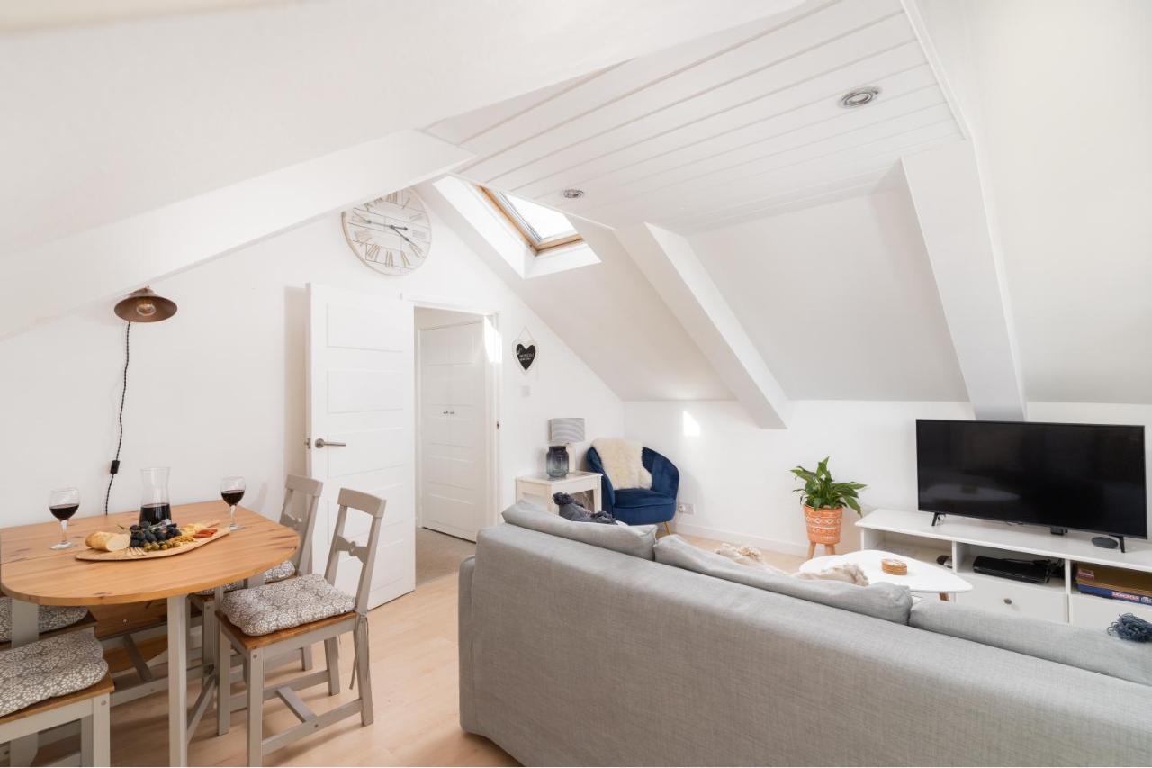 Stunning Views Over Mounts Bay With Balcony Penzance Eksteriør billede